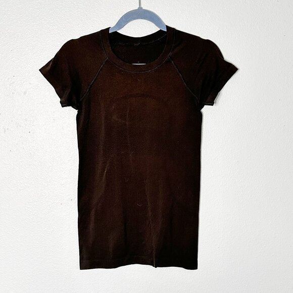 Lululemon Swiftly Tech Short Sleeve Black Tshirt 4 Tee - Picture 1 of 4